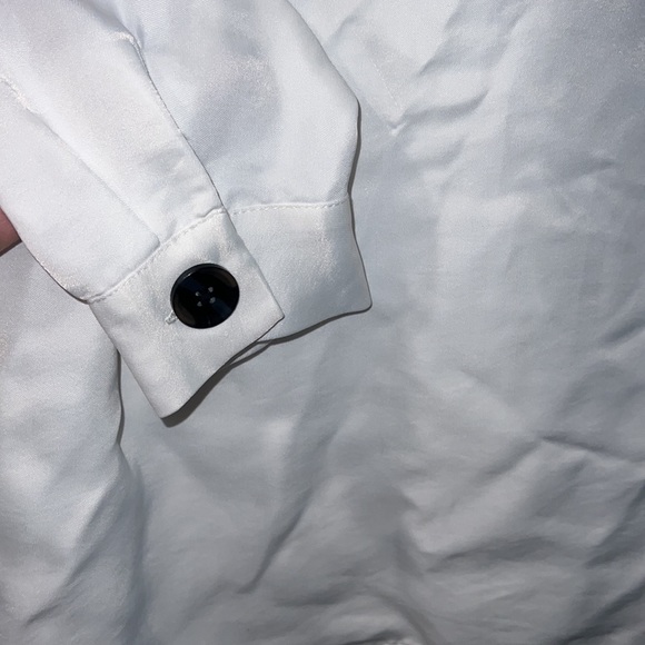 Zara Basic Front Button Blouse - Picture 5 of 8